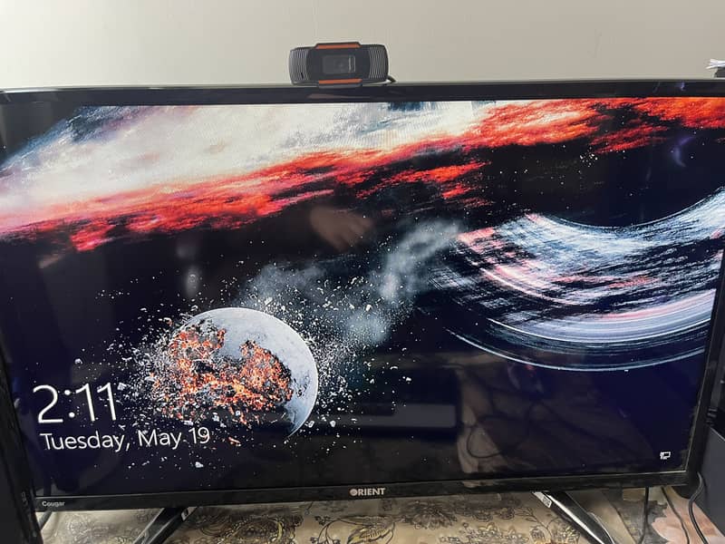 Orient hd screen (with box) 2