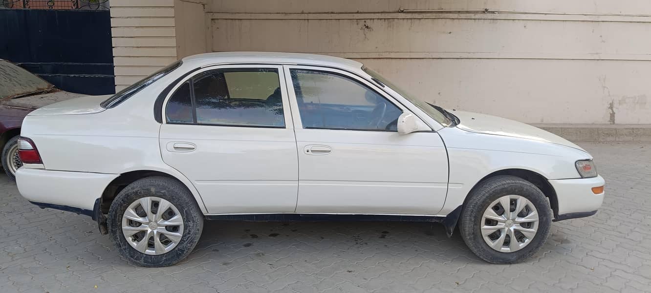 indus corolla 2000 4