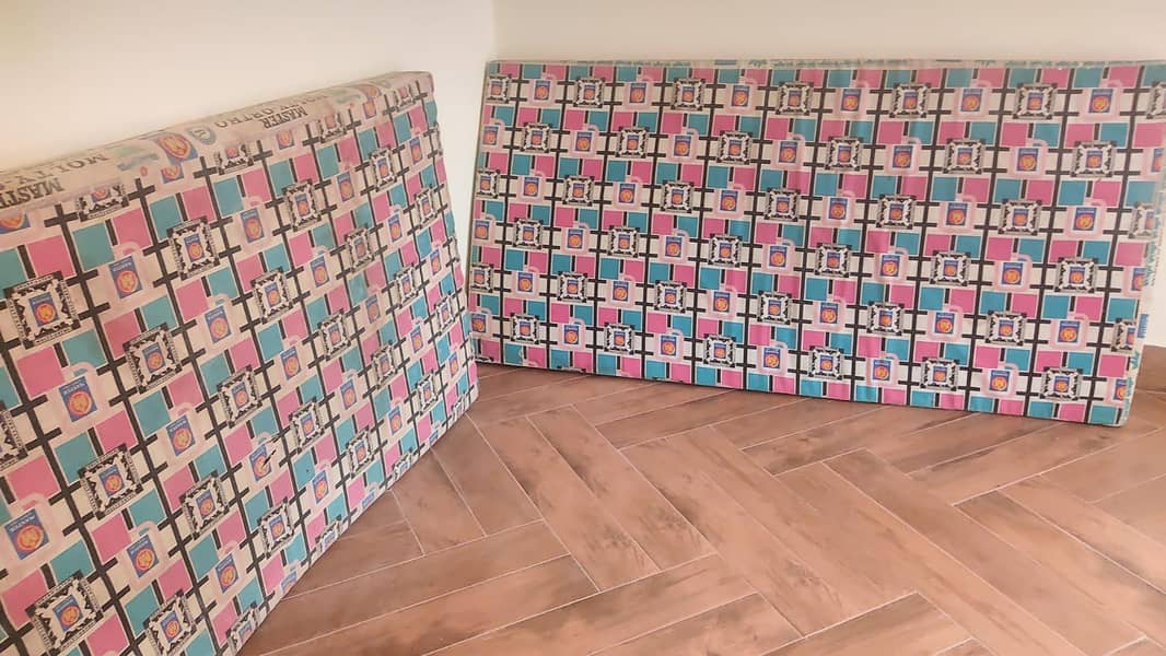 Master 2 single Mattresses 1
