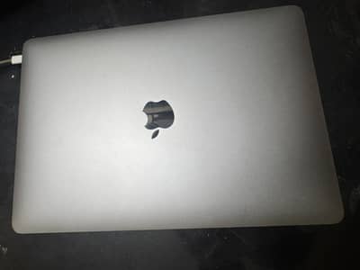 Apple MacBook Air 13” Retina (2019)