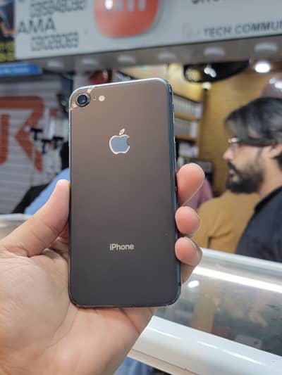 IPHONE 8 NON PTA 64GB ALL OKAY