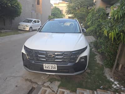 Hyundai Tucson Signature AWD Hybrid 2025