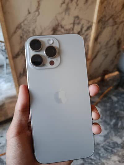 iphone 16 promax 256gb 100 health