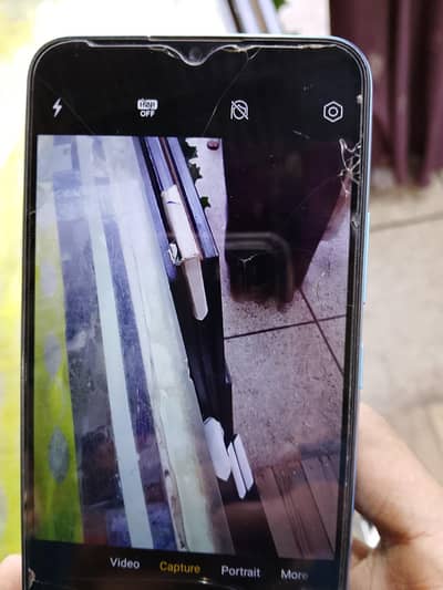 realme c11 gb 2/32  pta approved