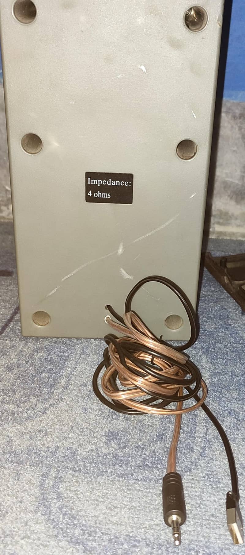 load speaker  3