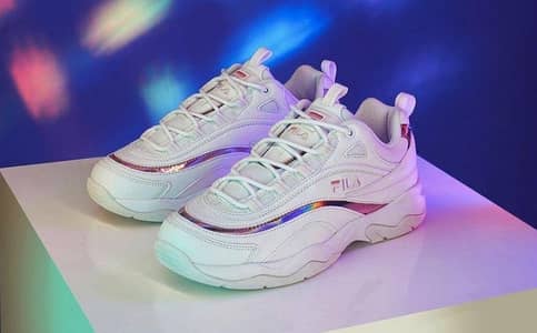FILA original white chunky sneakers. Came from Koria