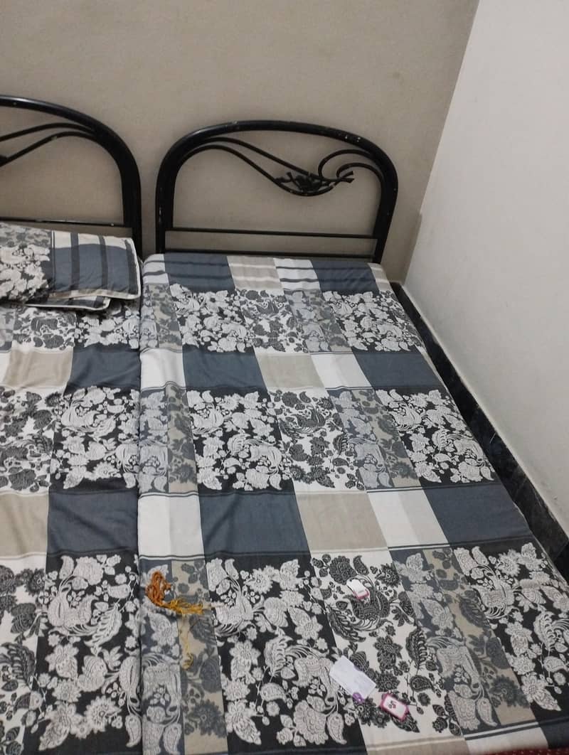 2 Single Bed 1
