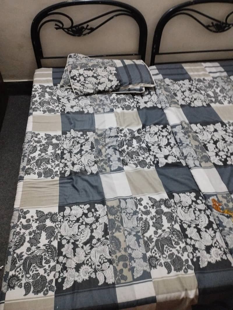 2 Single Bed 2