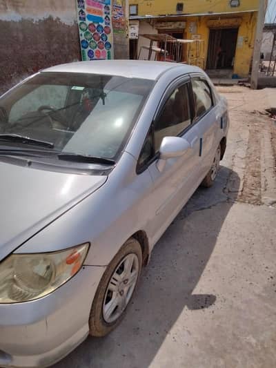 l am selling car need mony