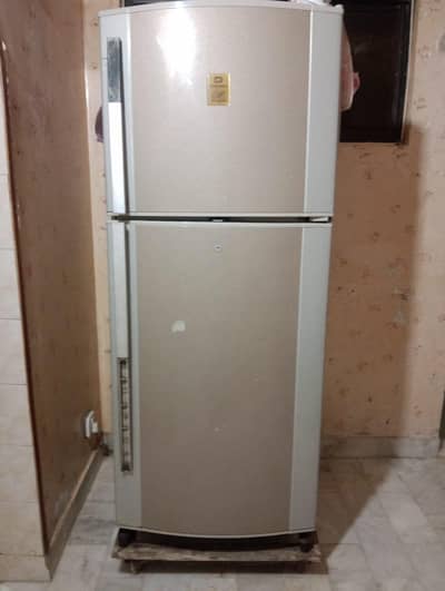 dawlance fridge for sell
