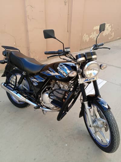 Suzuki GS150 Model 2022 (Ph# 0,3,2,1,2,6,6,2,5,5,2)