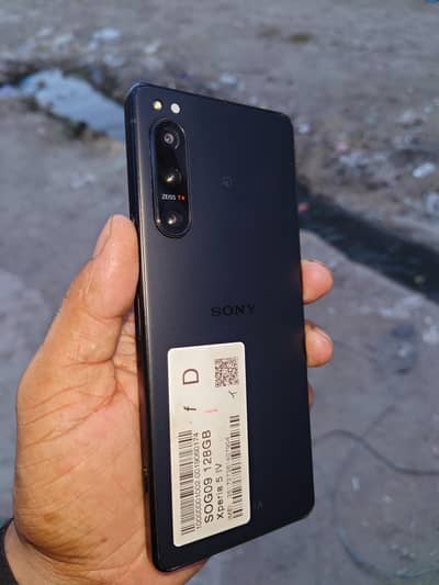 Sony xperiya 5 mark 4 Woter pack mobile SIM time Available. Non PTA.