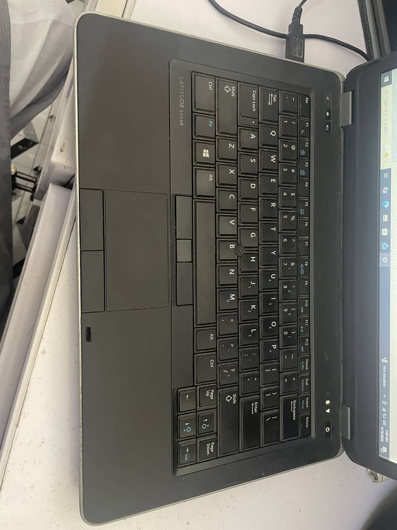 Dell Latitude E6440 7