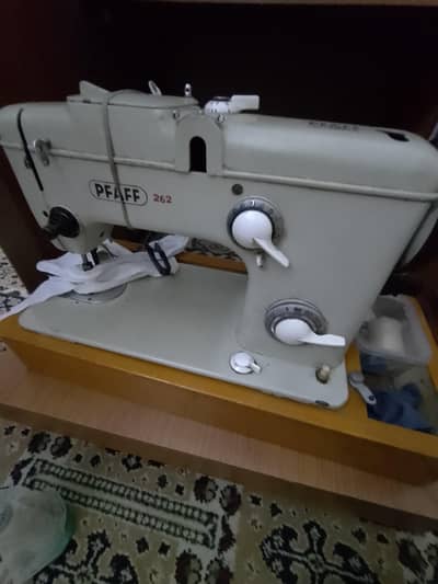Sewing machine + piko machine+ zigzag machine