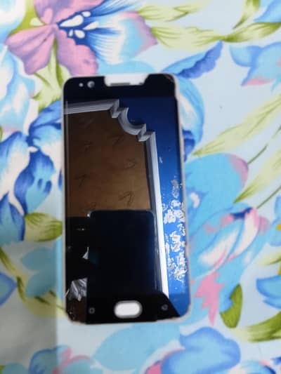 Selling Oppo f1s in good price