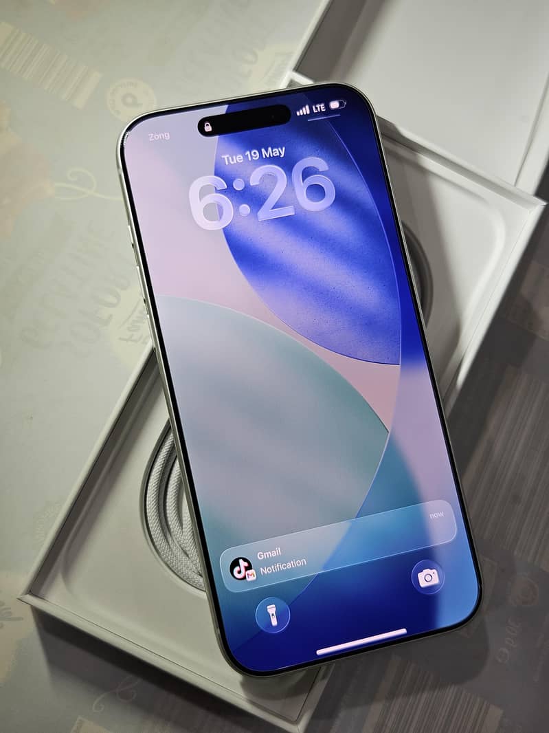Iphone 17 pro max 2