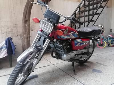 Honda CG 125 | Neat and Clean