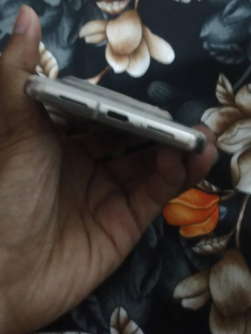 google pixel 8 pro 3