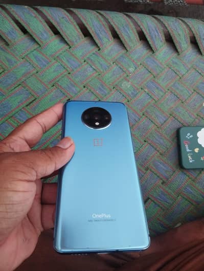 OnePlus 7t only back change
