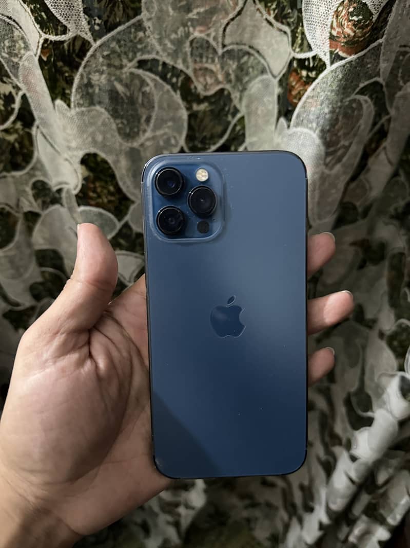 iPhone 3