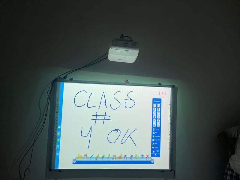 smart touch boards/ projector 2