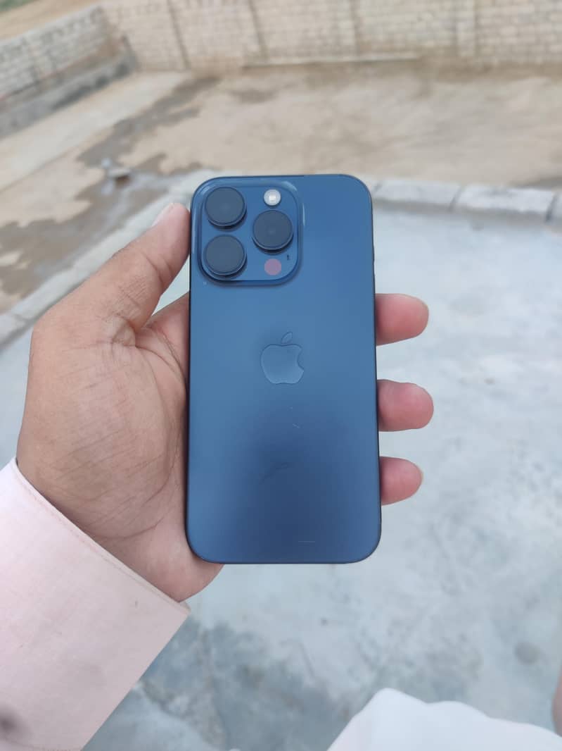Iphone 15 pro 0