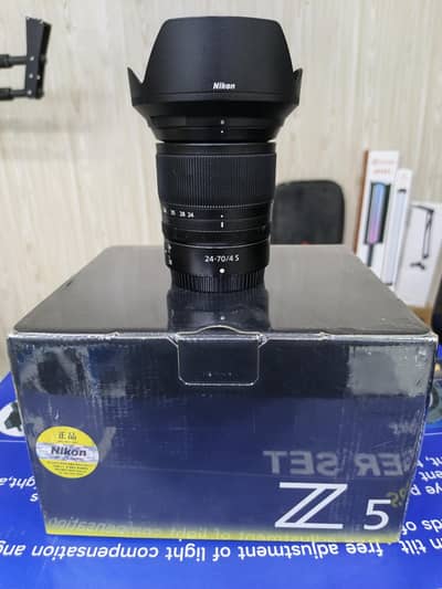 Nikon Z5 Mirrorless DSLR camera Brand New 0 shutter