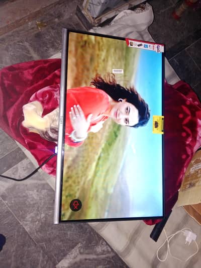 tiger star smart LED TV 32" inches