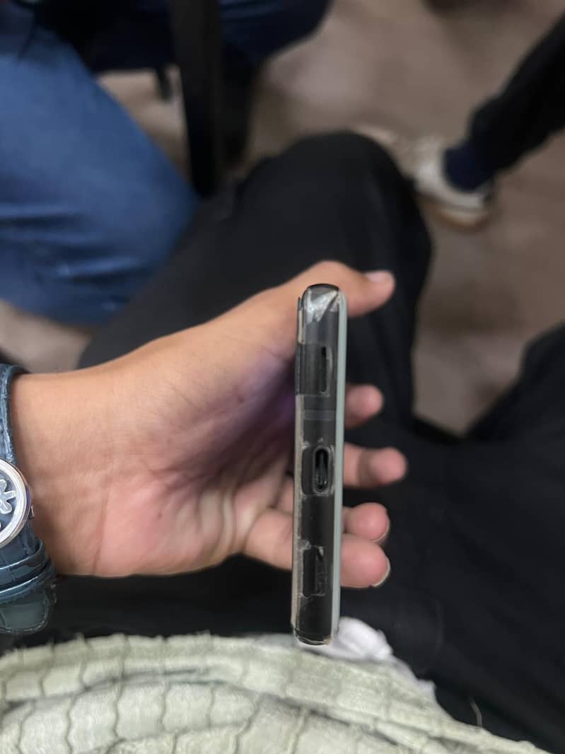 Google Pixel 6a 10/10 Condition 5