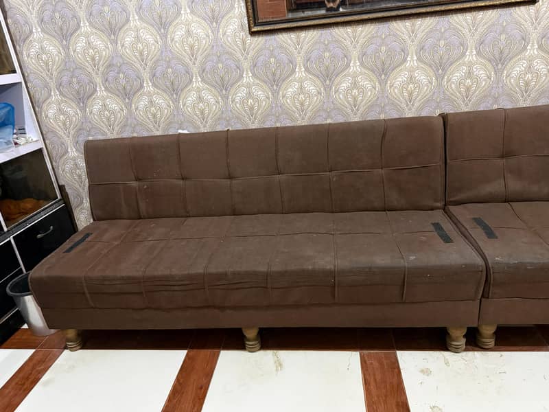 2 sofa beds 1