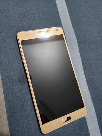 Samsung A7 with cracked panel. All parts Okay.