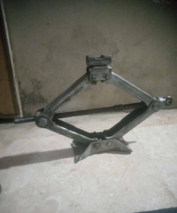 Car Jack 0