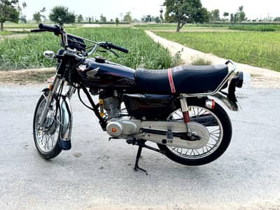 Honda CG 125 | Model 2024 | Total Genuine | Urgent Sale