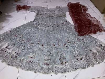 One hours use only full fresh drss partywear