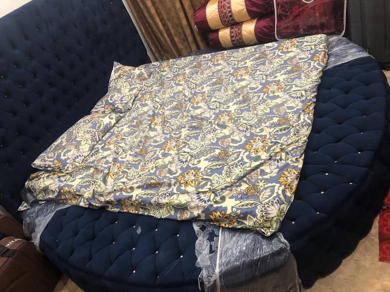Bed side table and dressing table king side bed 0