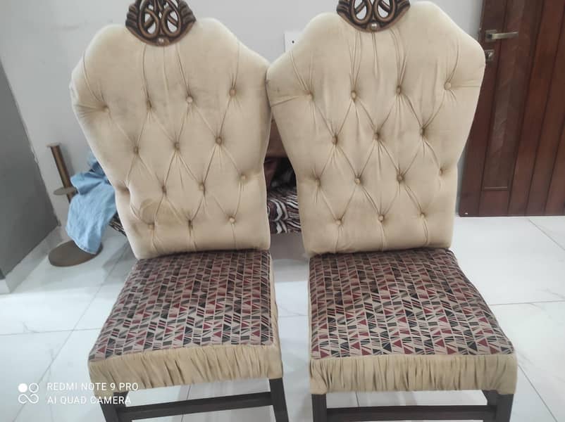 Classic 8 Chairs Dinning Table 3