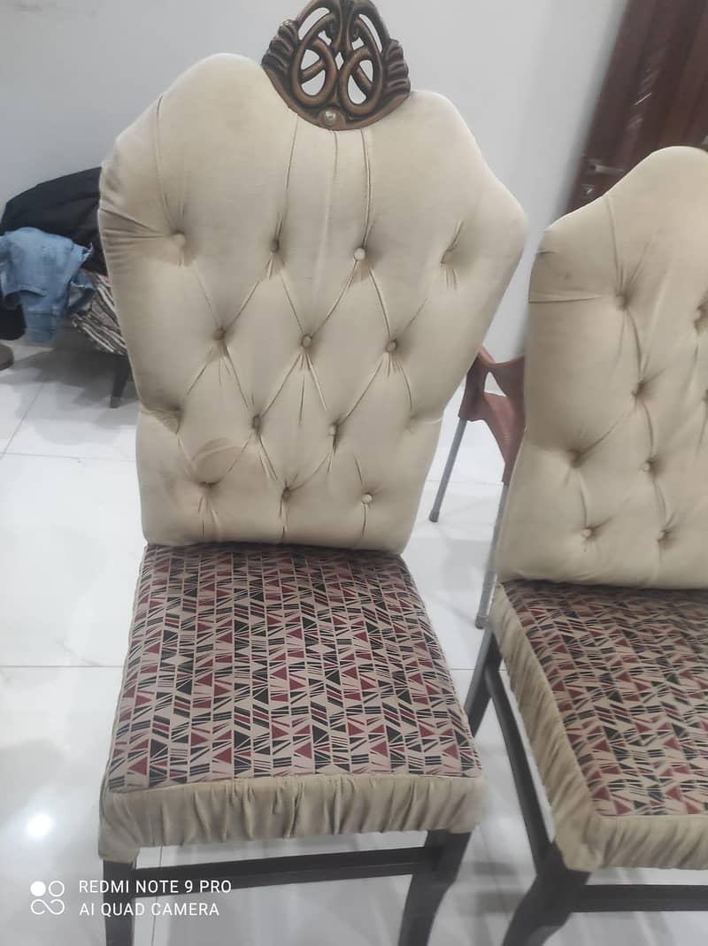 Classic 8 Chairs Dinning Table 4