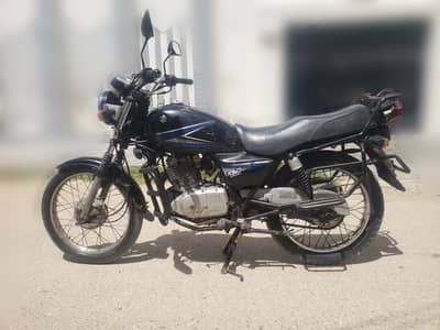 Suzuki GS 150 2013