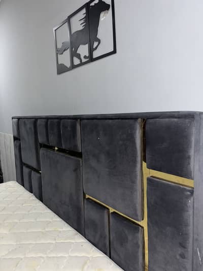 King bed for sale