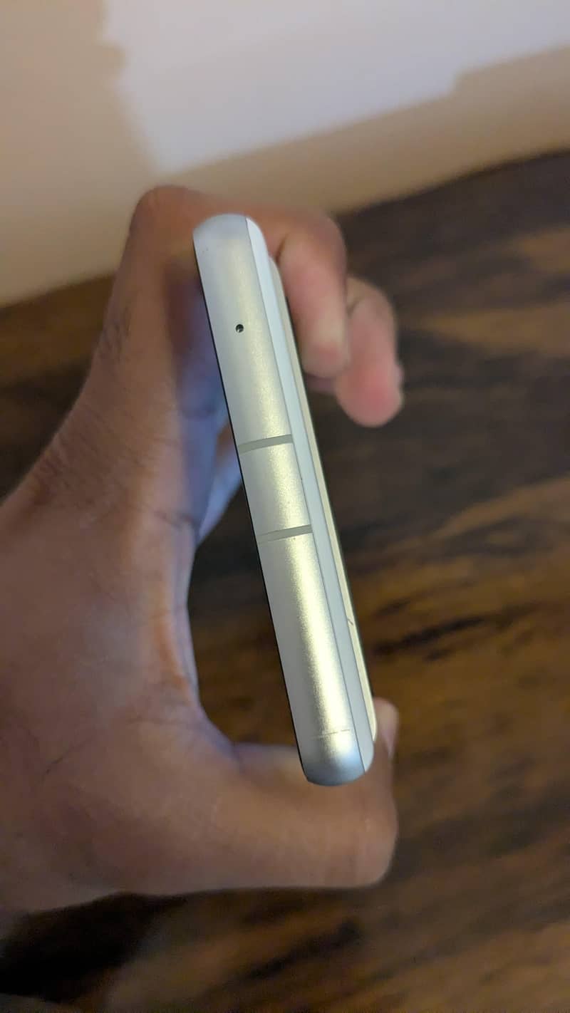 Google Pixel 7a 0