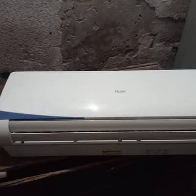Haier inverter ac good condition hy
