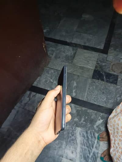 SAMSUNG GALAXY A51