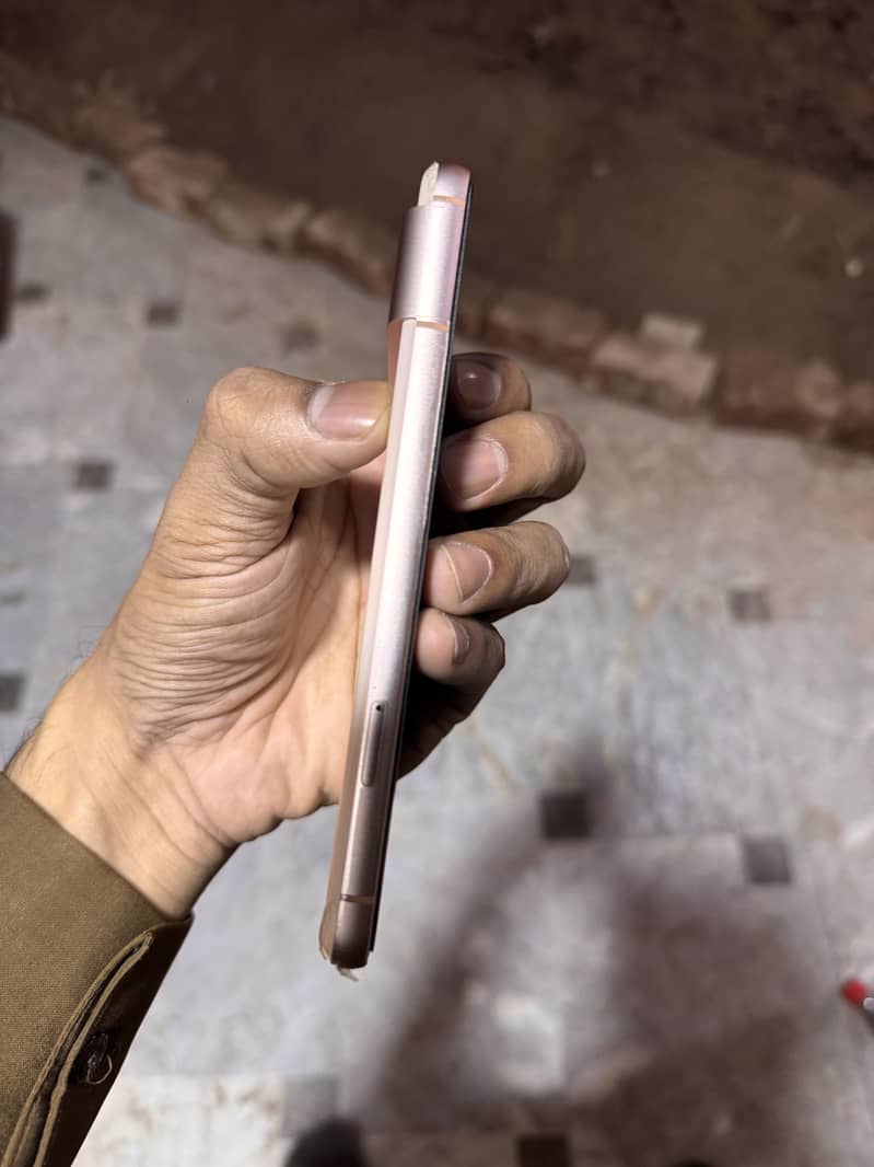 Google pixel 8 1