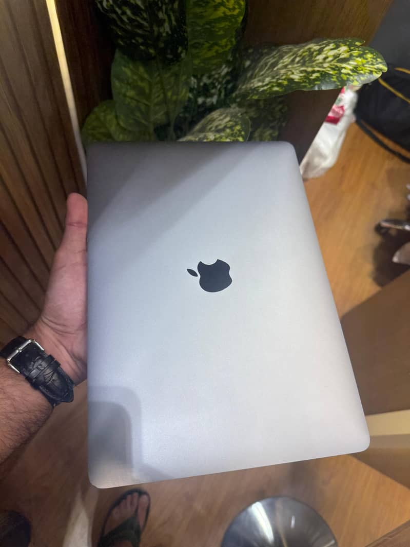 Macbook M2 pro 0
