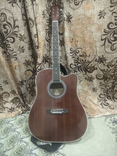 Full Size Guitar In Cheap Rate