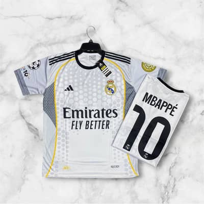 Real Madrid 25/26 Mbappé #10 Jersey – Brand New