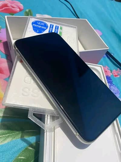 iphone 11 128 GB storage
