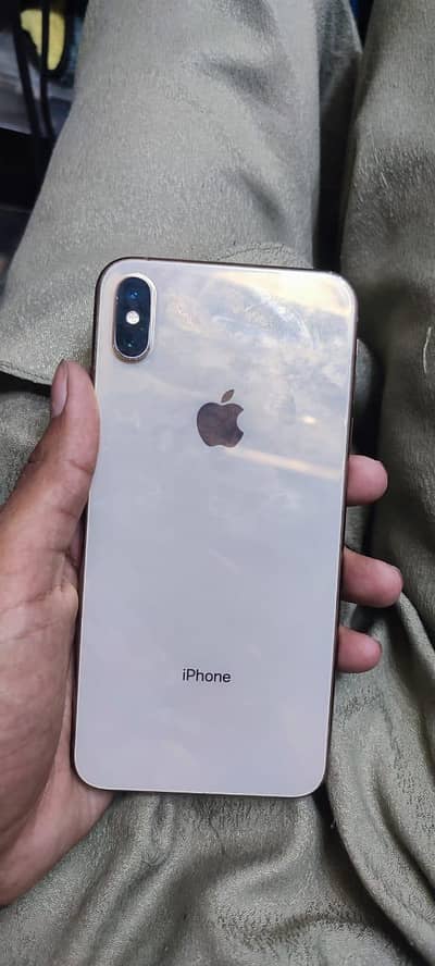 i phone xs max factory unlocke 256 gb