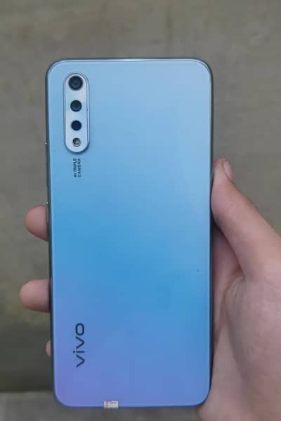 vivo s1