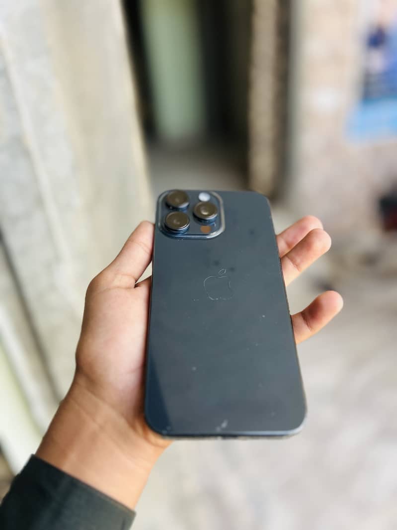 Iphone 15 pro max 5